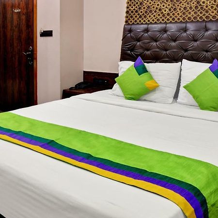 Hotel Treebo Trend Venkatesh Regency Shiliguri Exterior foto